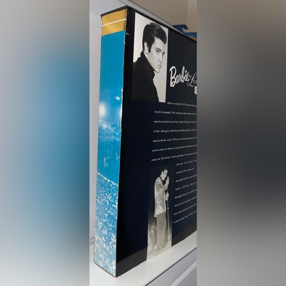 Barbie Loves Elvis Live On Stage – Collector Edition – NIB 1996 Vintage Doll Set - Picture 5 of 7